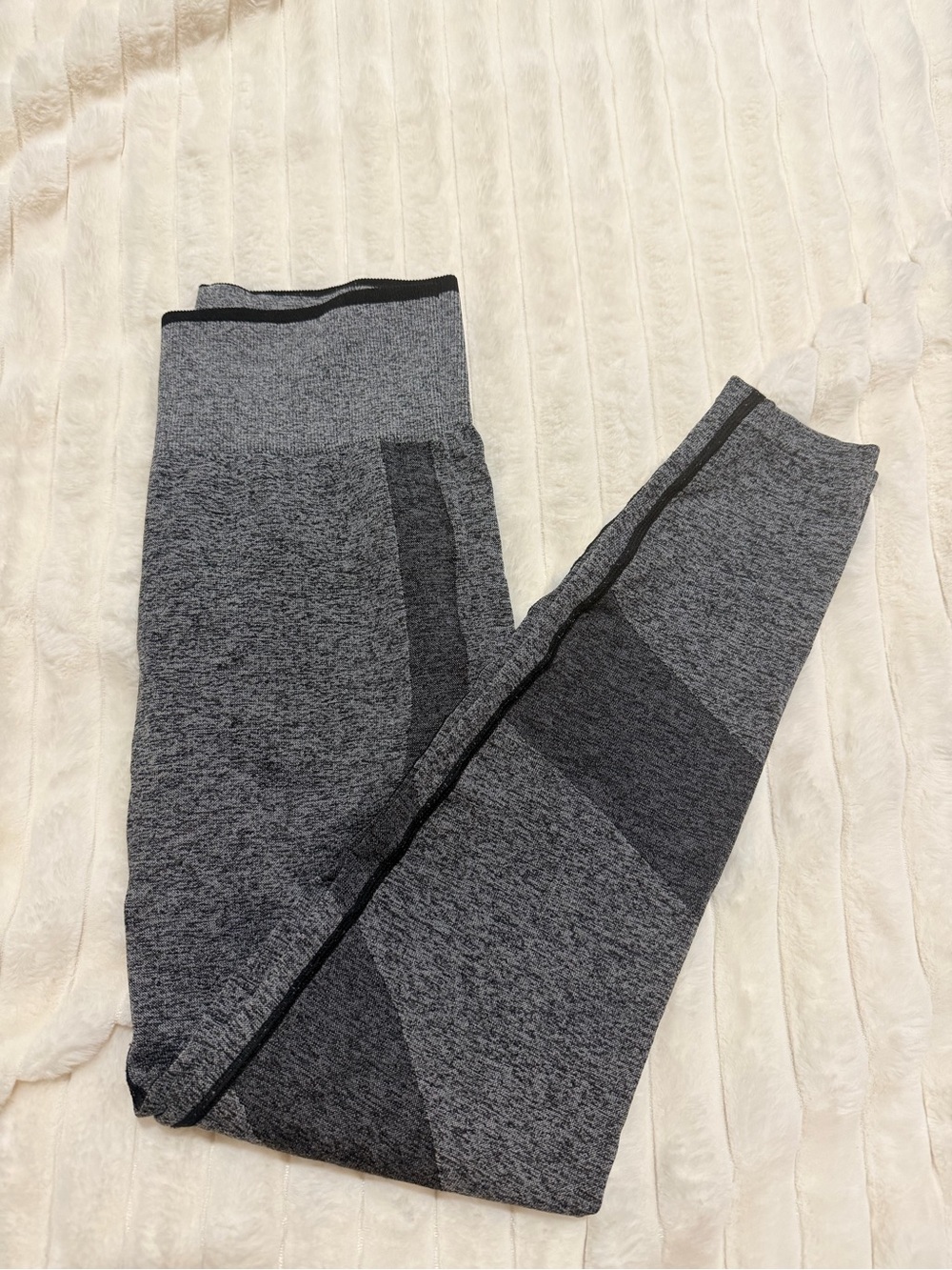 PINK Victoria's Secret Girls' Heather Gray Colorblock Active Leggings
